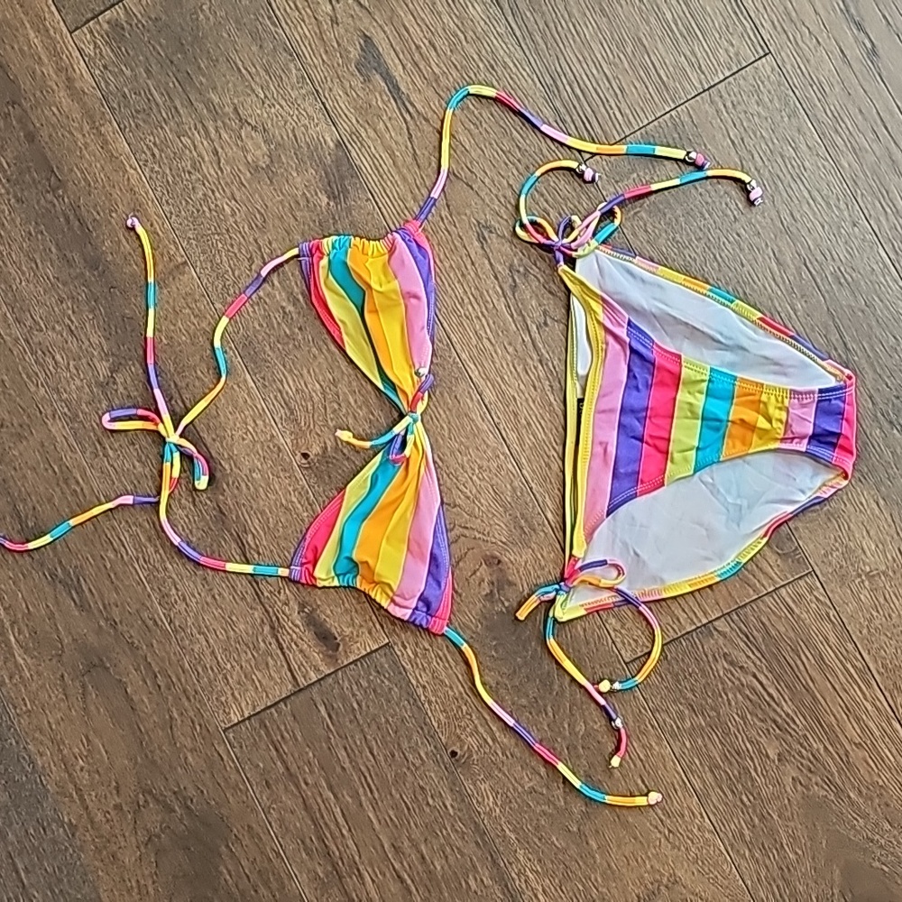 INGEAR STRIPED TWO PIECE BIKINI NWOT SIZE MEDIUM